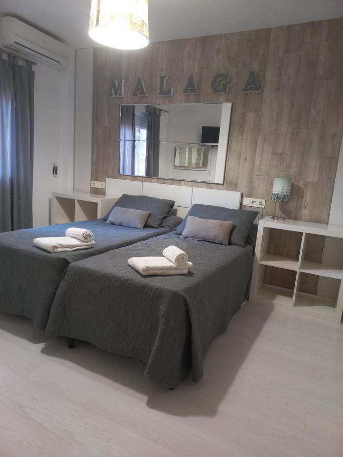 Apartamento E&R Malaga Centro- Parking Gratis ภายนอก รูปภาพ