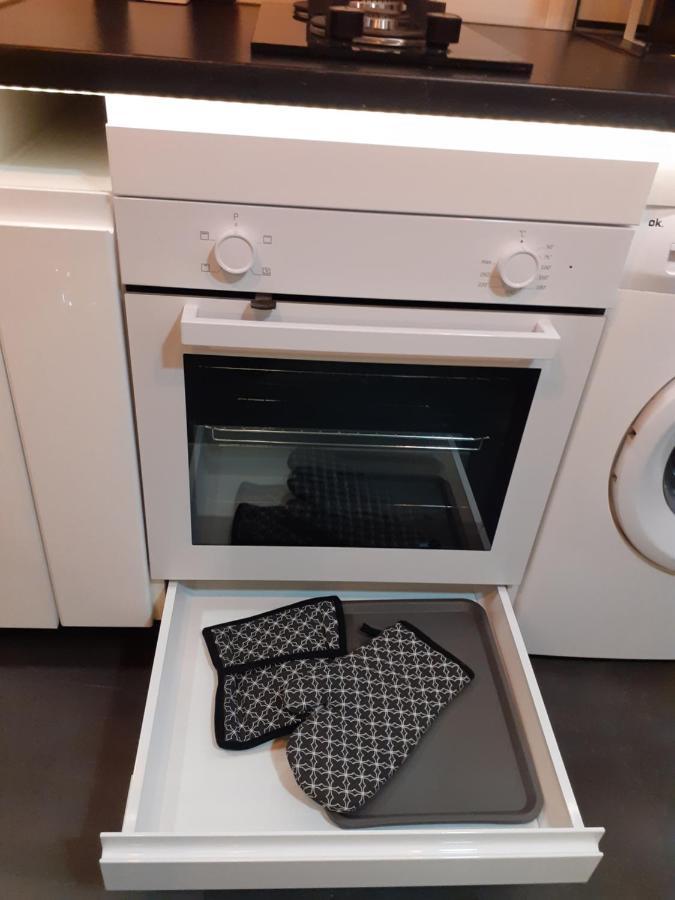 Apartamento E&R Malaga Centro- Parking Gratis ภายนอก รูปภาพ