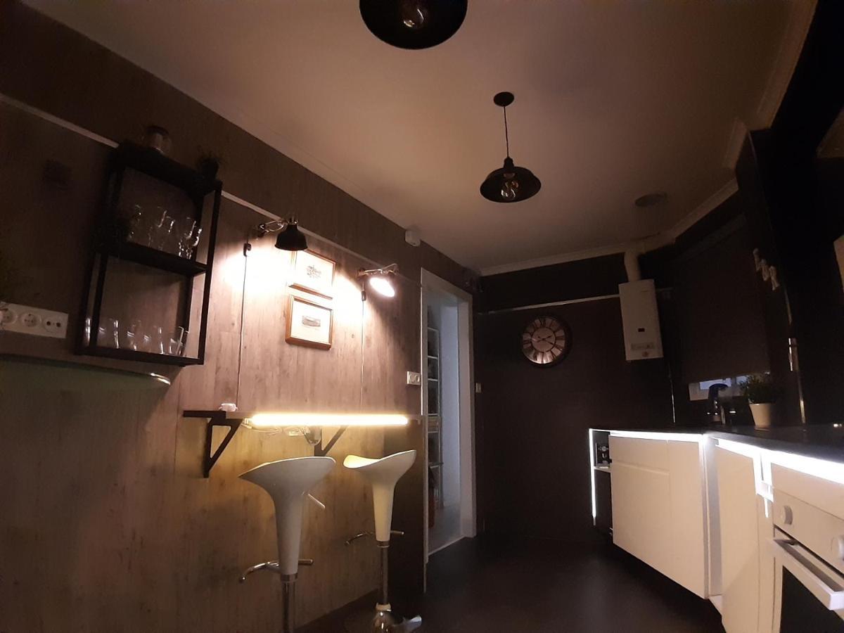Apartamento E&R Malaga Centro- Parking Gratis ภายนอก รูปภาพ