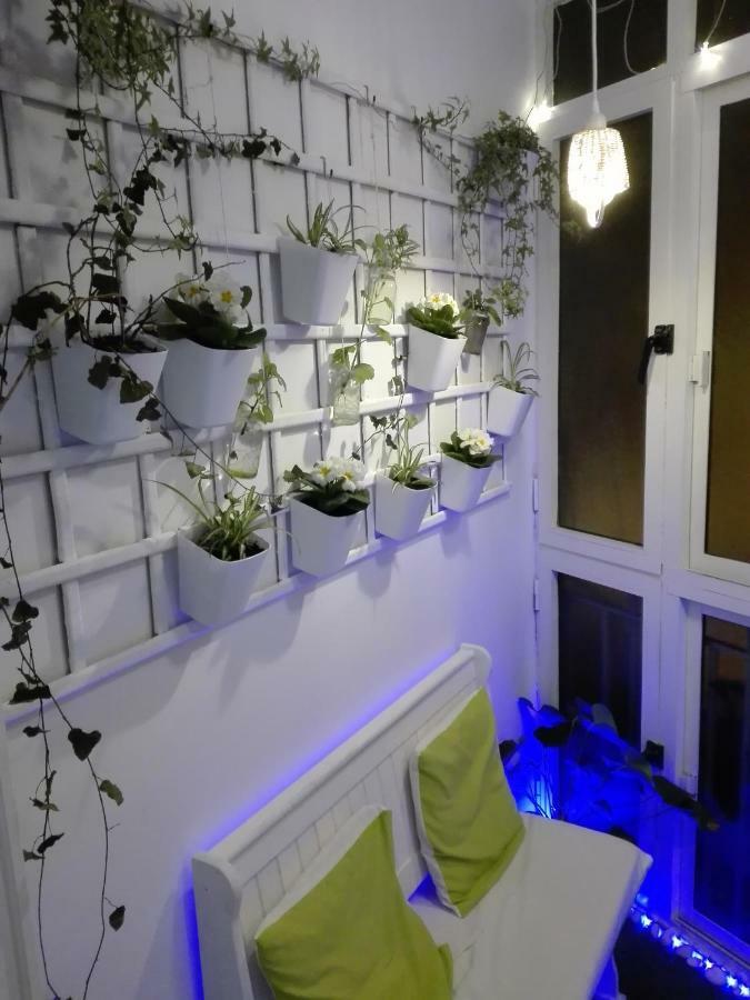 Apartamento E&R Malaga Centro- Parking Gratis ภายนอก รูปภาพ