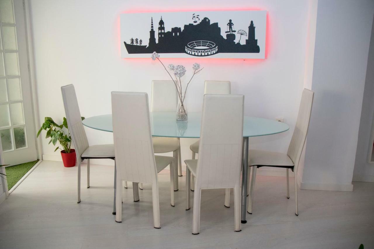 Apartamento E&R Malaga Centro- Parking Gratis ภายนอก รูปภาพ